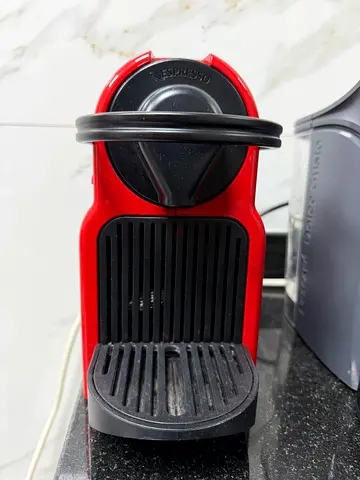 Red Nespresso-style Capsule Coffee Machine - Compact