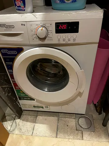 6 kg Front Load Washing Machine - Good Working Condition