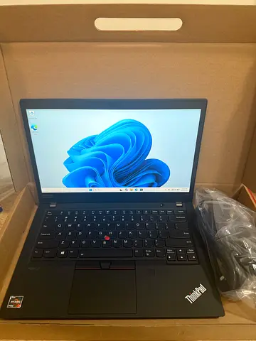 Lenovo ThinkPad P14s Gen 2 with AMD Ryzen 7 PRO 5850U - new open box