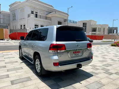 صورة 16 لـ 2017 Toyota LAND CRUISER