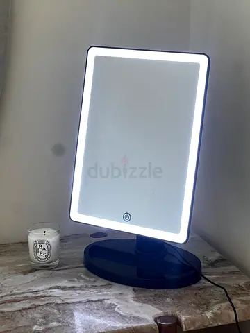 Lighted Vanity Mirror