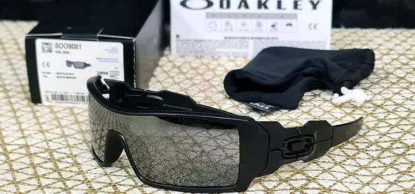 Original Oakley OILRIG Matte Black w/ Black Iridium Lens