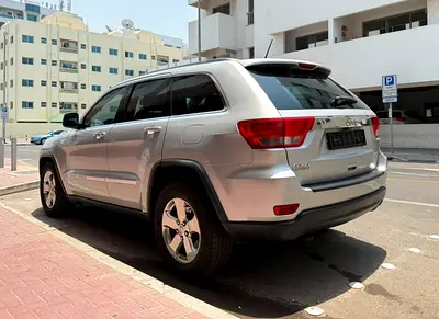 2012 JEEP GRAND CHEROKEE — миниатюра 8