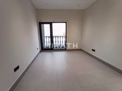 1BEDROOM APARTMENT || WITH BALCONY || FAMILY BUILDING