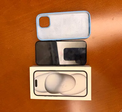 iPhone 15 128 GB