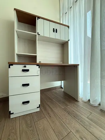 White Wooden Study Desk with Hutch and 3-Drawer Pedestal