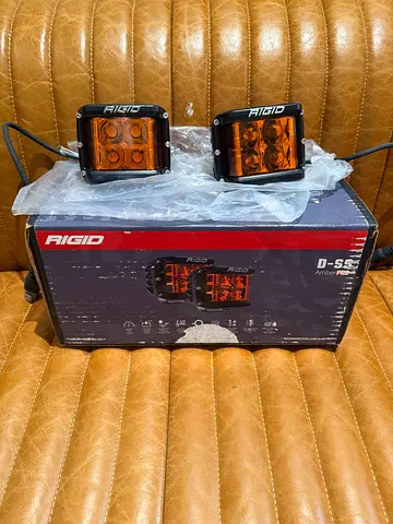 RIGID D-SS Pro Amber LED Pod Lights (Pair) – Like New | Original Box