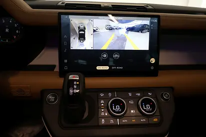 2025 LAND Rover DEFENDER — миниатюра 20