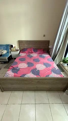 Curvy Queen Bed with headboard 213x100x168 with mattress