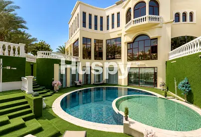 Vacant | Lake View | Private Spa