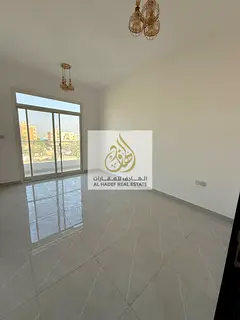 One bedroom and living room, first occupancy, annual rent at the lowest price in the market, a golde