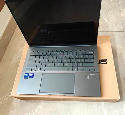 ASUS ZenBook 14 OLED | Ultra 7 255H | 16GB/512GB | Used Once — Flawless | AED 3,399