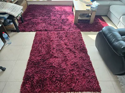 Shaggy Rug, Good Condition.. 200cm × 280cm ..