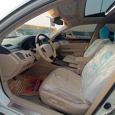 صورة 11 لـ 2011 Toyota AVALON