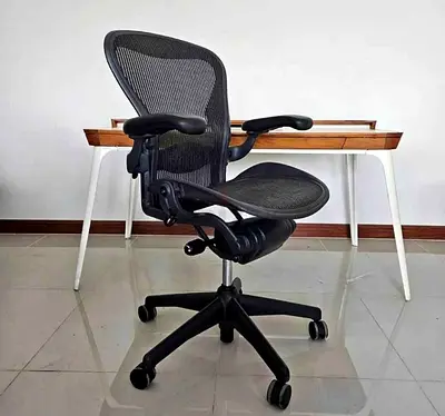 Herman Miller Aeron chair for selling.Colour black and gray available