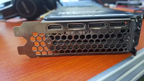 Used NVIDIA/AMD graphics card GPU - PCIe (3x DisplayPort + HDMI) - tested Also power supply 650w