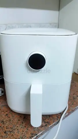Mi Compact White Air Fryer - Good Working Condition