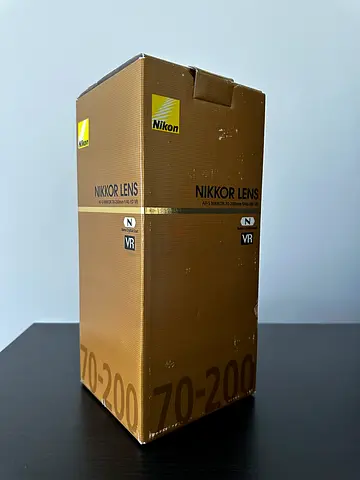 Nikon AF-S NIKKOR 70-200mm f/4G ED VR Lens 
( boxed) - Mint condition