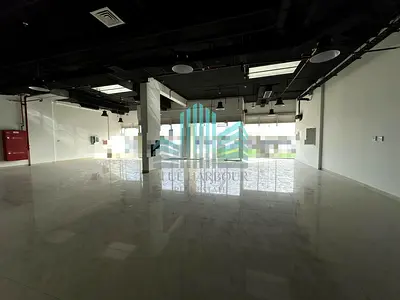 ROAD SIDE & ROAD FACING | MORE OPTIONS AVAILABLE