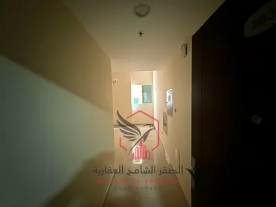 غرفة وصالة واسعة | مقابل قناة القصباء | باركن مجاني | المجاز 3