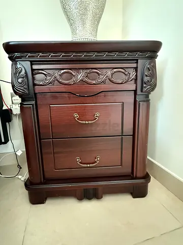 Solid Wood Carved Nightstand / Bedside Table - Dark Mahogany Finish