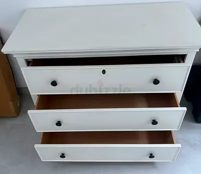 White 3-Drawer Chest / Dresser - Solid Condition