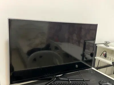 Samsung 32-inch LED TV - Good Working Condition