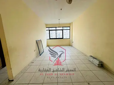 The cheapest one-bedroom apartment with a living room, air conditioning covered by the owner, large space, and a distinctive view in one of the most