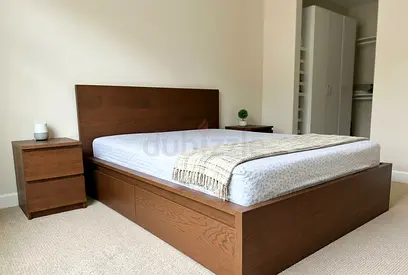 Ikea malm king bed with ikea mattress like new - Excellent condition
