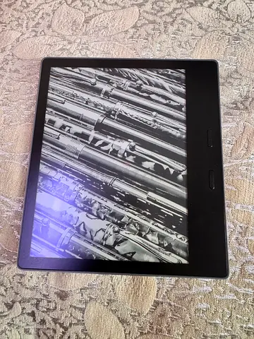Amazon Kindle Oasis 9th Generation – 8GB | Premium eReader | Physical Page Buttons | Excellent Condi