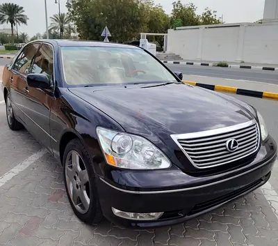 Lexus LS 430 2005 American Specs - Pristine Condition