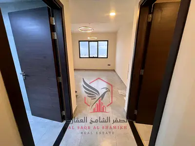 تاني ساكن غرفه وصاله في الخان مع باركن مجاني وغرفه ماستر موقع مميز وحيوي قريب من كل الخدمات وقريب من مخرج دبي