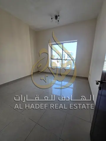 Open view. * Free parking. * Free gym. * Family tower in a prime location close to all services and amenities. * Payment: 4 cheques. * Administrative