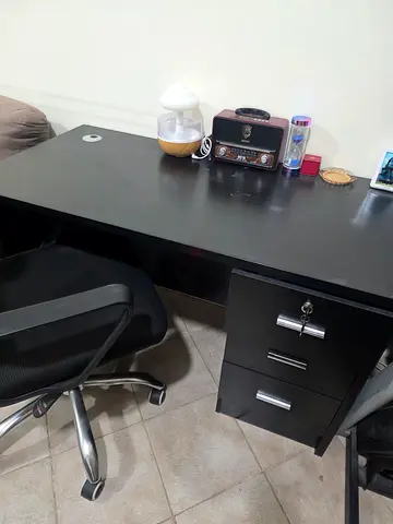 Black Office Desk,Study table  with Three Drawers Hardly used, brand new condition and Chair