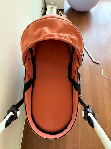 Yoyo Stroller Bassinet/Carrycot in Good Condition - Peach/Coral