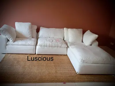 Excellent condition luscious model marina home couch