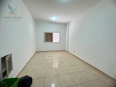للإيجار السنوي شقة غرفة وصالة مميزة في الجرف 2  عجمان  بجوار مدرسة الأقصى فرصة مميزة للسكن في موقع حيوي وهادئ