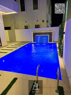 Two floors and a rooftop, 5 master bedrooms with a swimming pool, all included in the registration f