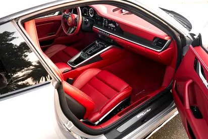 2021 Porsche 911 — миниатюра 6