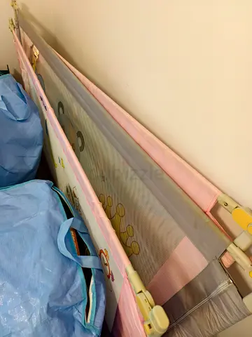 Foldable Baby Bed Rail Guard / Safety Rail - Pink