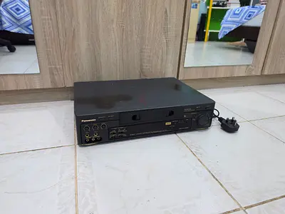 Panasonic Hifi Multisystem VHS Cassette Tape VCR(Stereo Sound) Player in excellent working condition