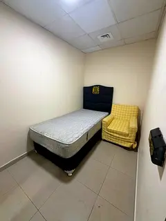 SINGLE ROOM QUALITY GOOD FOR JUST ONE GIRL