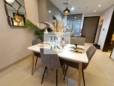 Luxury Living | With Maid Room| Vacant On Transfer