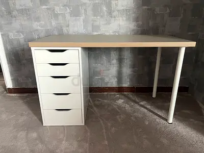 IKEA LAGKAPTEN / ALEX desk