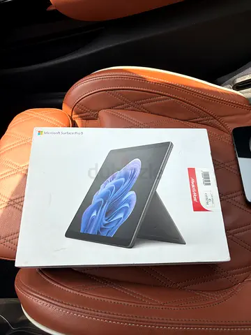 Microsoft Surface Pro 9 (boxed) - Tablet with Type Cover - Windows 11