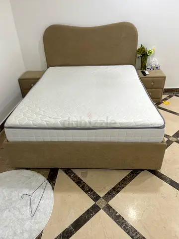 Bedroom Beige with Mattress