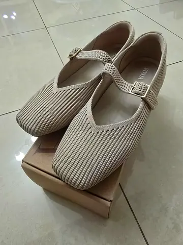 VIVAIA shoes Beige Lightly Used Size EU36