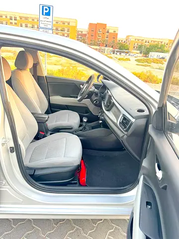 2020 KIA RIO 照片 10