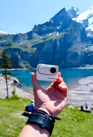 Insta360 GO 3 action camera – compact wearable shooter (used) I want a go pro