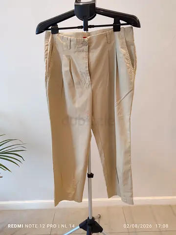 Esprit Beige straight-leg, tailored women's trousers - size M/L, gently used